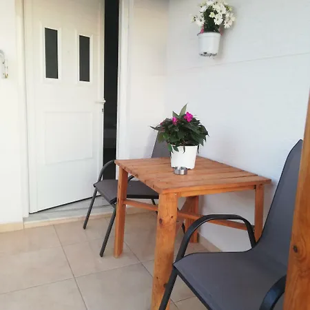 Elton Zote Ksamil 1 Apartament