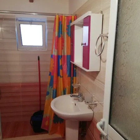 Elton Zote Ksamil 1 * Borsh