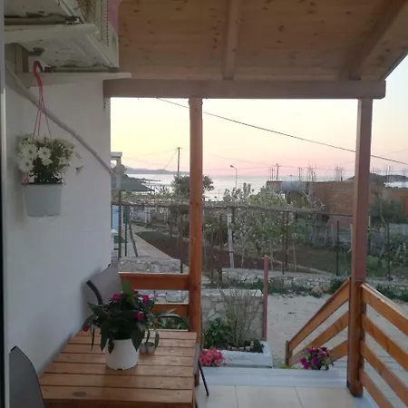 Appartamento Elton Zote Ksamil 1 *